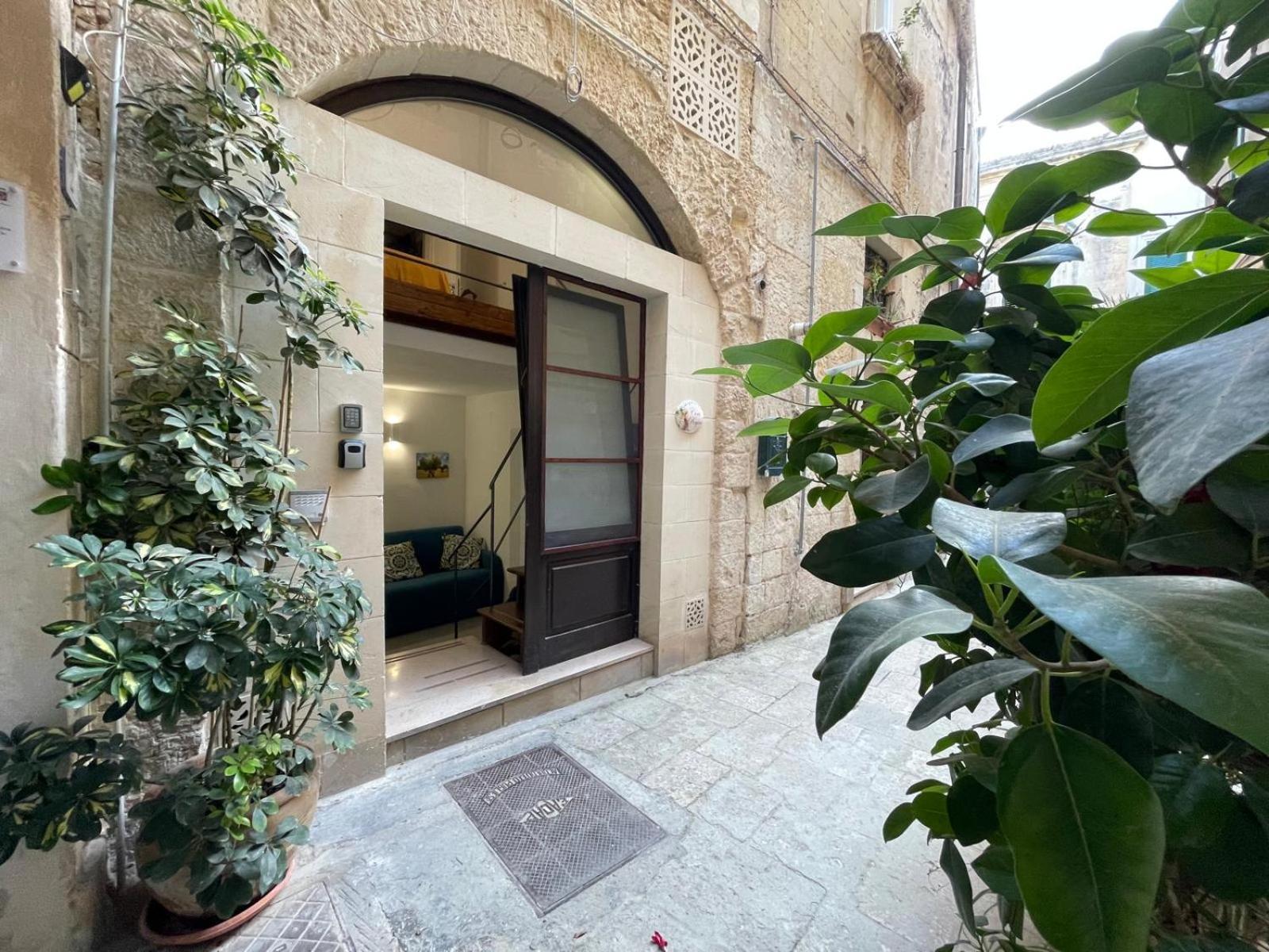 Goodstay Corte Regina Suite Lecce Eksteriør bilde